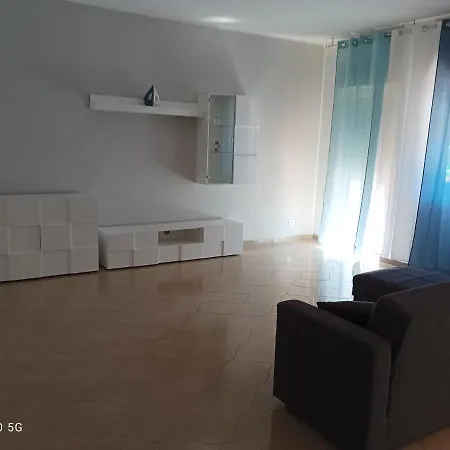 Διαμέρισμα Ninaguesthouse